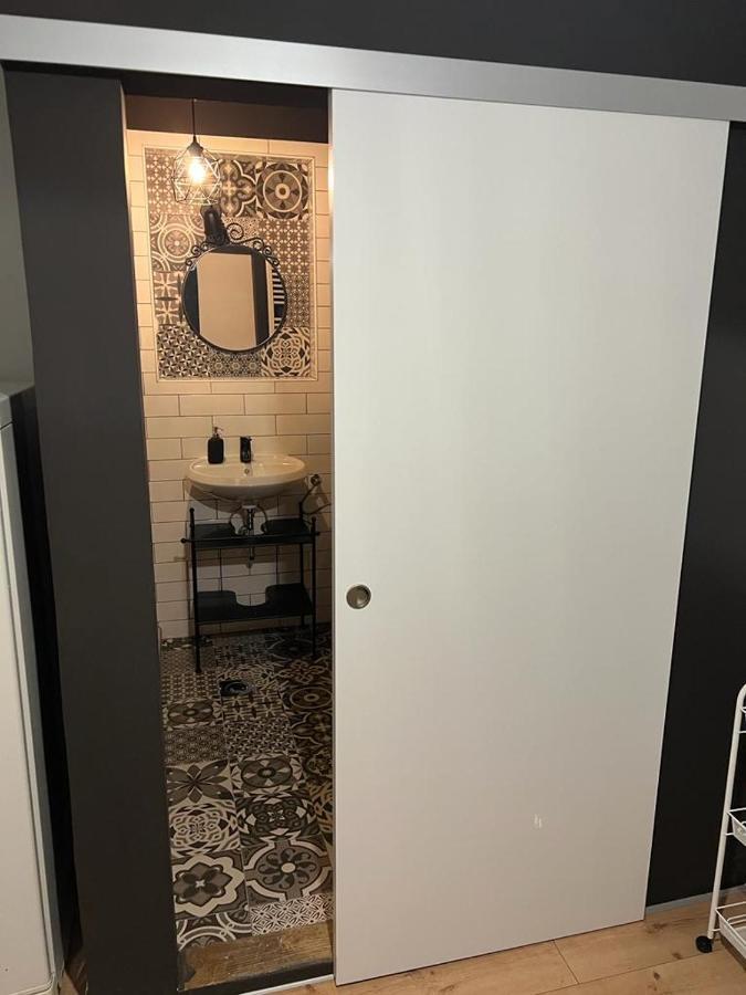 ווליקה גוריצה 4 Stars Apartments Near Airport מראה חיצוני תמונה