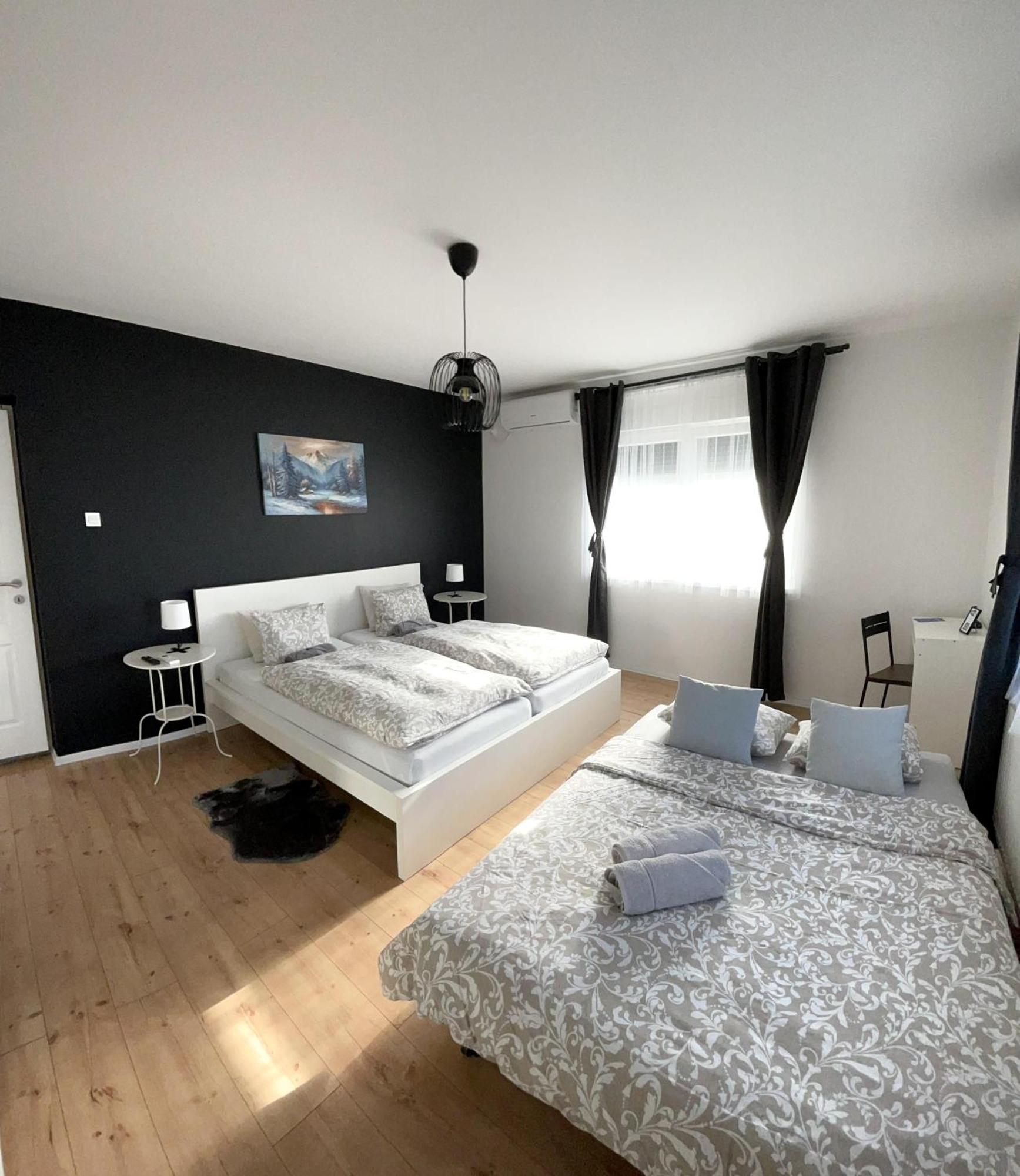 ווליקה גוריצה 4 Stars Apartments Near Airport מראה חיצוני תמונה